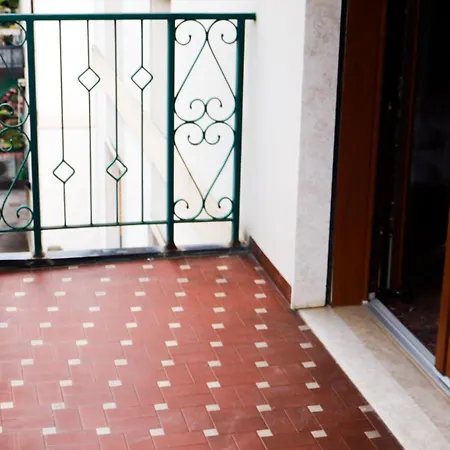 Apartment Chez Regina, Feel At Home! *