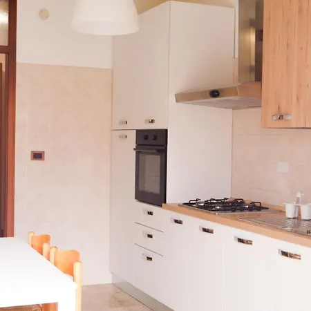Apartment Chez Regina, Feel At Home!